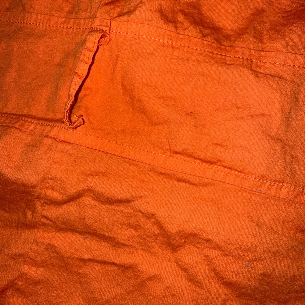 ⭐ Orange Button Down Ruffle Top⭐ - Picture 5 of 5